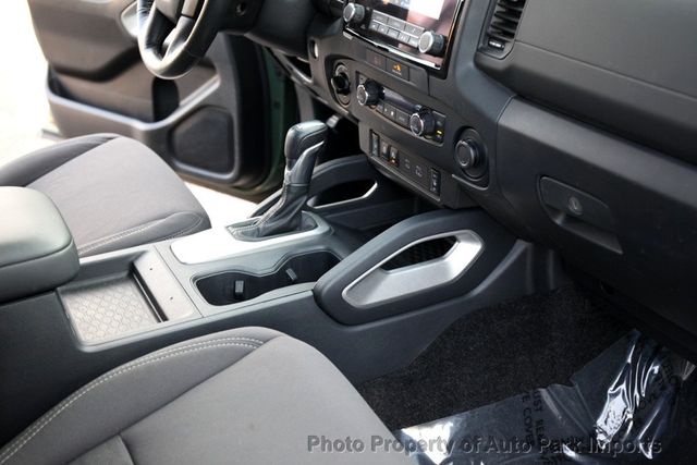 2022 Nissan Frontier Crew Cab 4x4 SV Automatic - 22944958 - 39