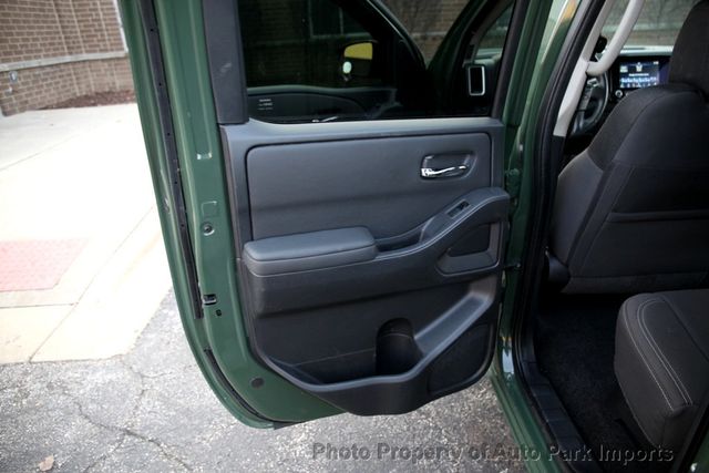 2022 Nissan Frontier Crew Cab 4x4 SV Automatic - 22944958 - 55