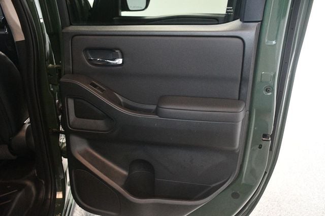 2022 Nissan Frontier Crew Cab 4x4 SV Automatic - 23029218 - 23