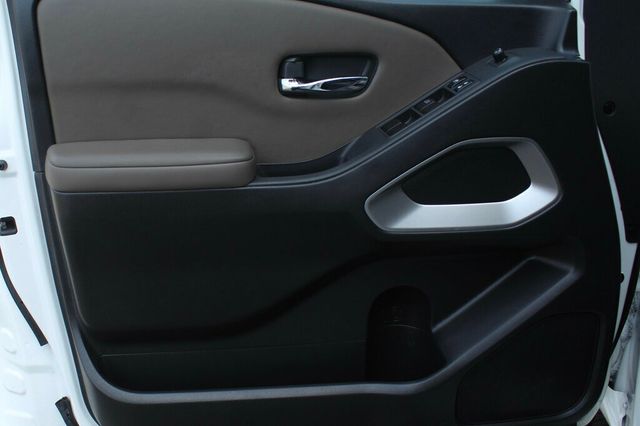 2022 Nissan Frontier ONE OWNER SV CREW CAB W/COMFORT/CONVENIENCE PKG, TECH PKG - 23002383 - 18