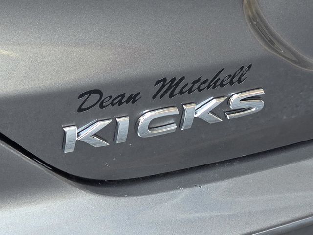 2022 Nissan Kicks S FWD - 23073412 - 22