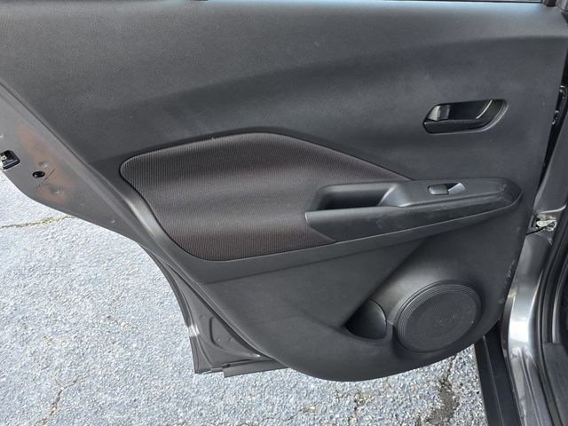 2022 Nissan Kicks S FWD - 23073412 - 24