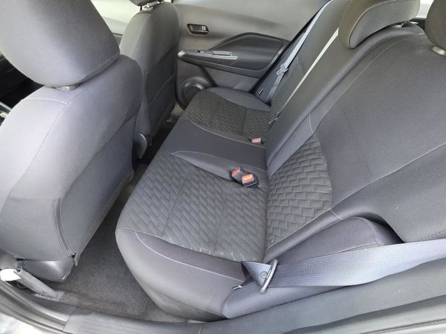 2022 Nissan Kicks S FWD - 23073412 - 7