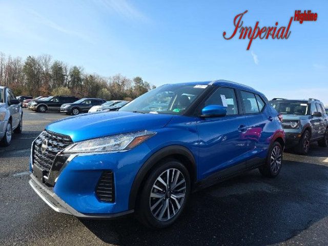 2022 Nissan Kicks SV FWD - 23000667 - 0