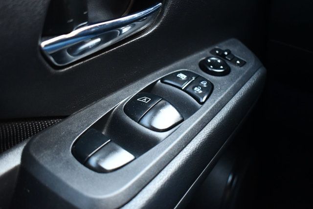 2022 Nissan Kicks SV FWD - 23000667 - 15