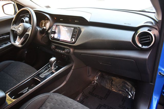 2022 Nissan Kicks SV FWD - 23000667 - 29