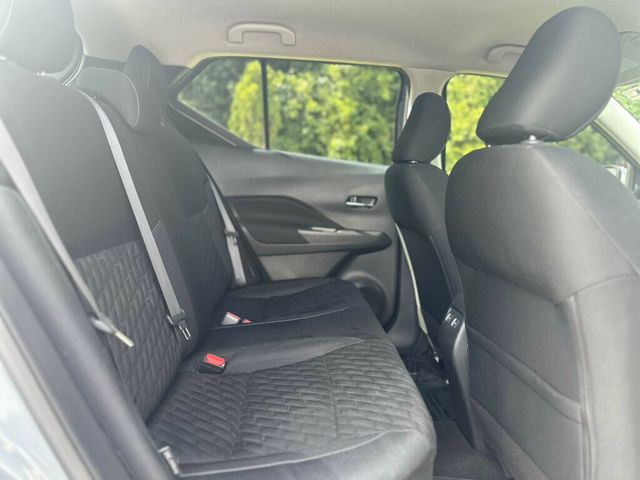2022 Nissan Kicks SV FWD - 22922534 - 19