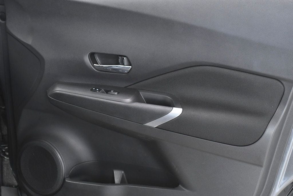 2022 Nissan Kicks SV FWD - 22379210 - 17