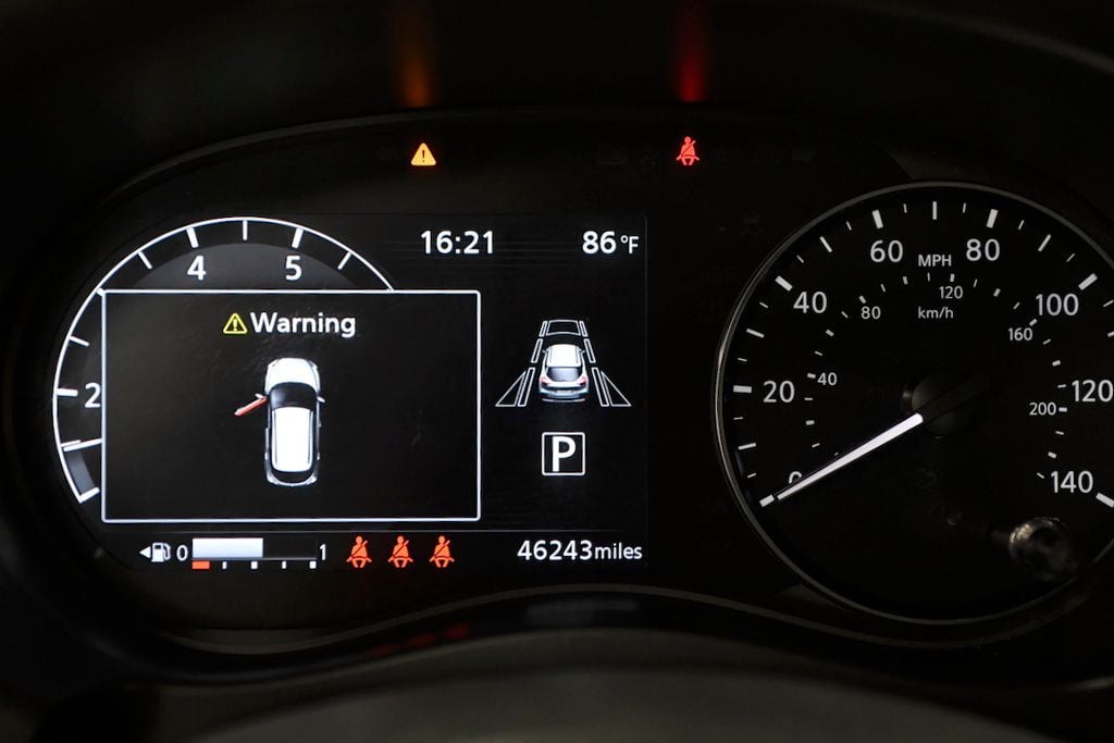 2022 Nissan Kicks SV FWD - 22379210 - 22