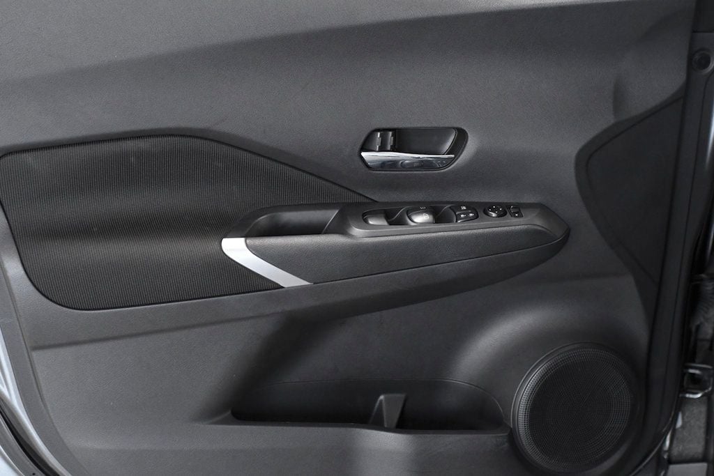 2022 Nissan Kicks SV FWD - 22379210 - 8