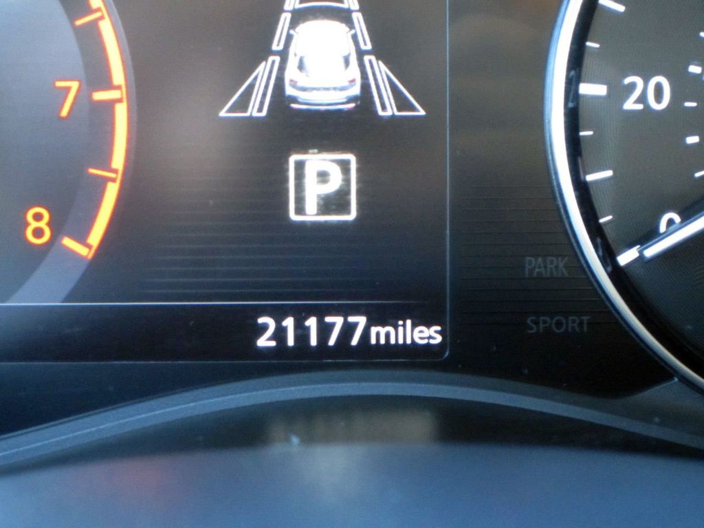 2022 Nissan Kicks SV photo 19