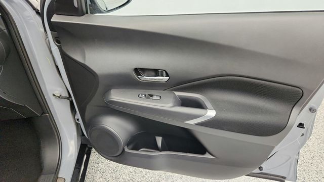 2022 Nissan Kicks SV with Spoiler & Illuminated Kick Plates - 22954478 - 23