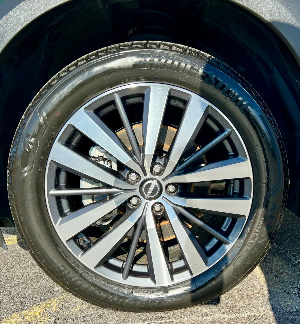 2022 Nissan Pathfinder Platinum 4WD - 22923640 - 27