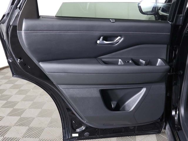 2022 Nissan Pathfinder Platinum 4WD - 23075627 - 30