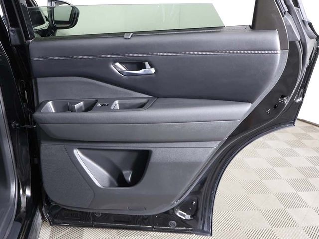 2022 Nissan Pathfinder Platinum 4WD - 23075627 - 31