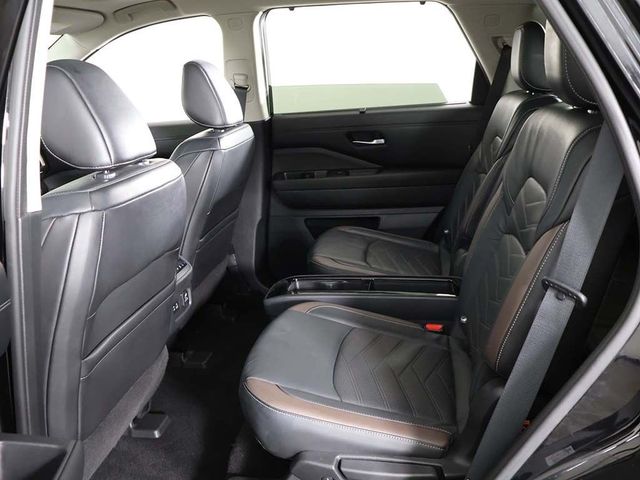 2022 Nissan Pathfinder Platinum 4WD - 23075627 - 40