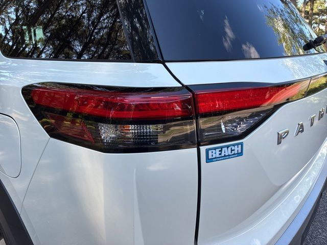2022 Nissan Pathfinder Platinum 4WD - 23019007 - 12