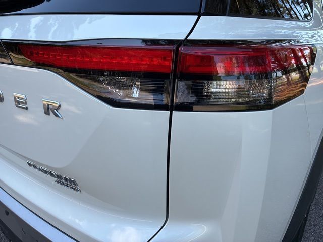 2022 Nissan Pathfinder Platinum 4WD - 23019007 - 13