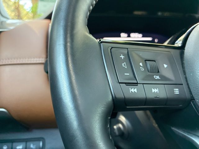 2022 Nissan Pathfinder Platinum 4WD - 23019007 - 26