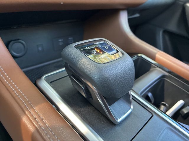 2022 Nissan Pathfinder Platinum 4WD - 23019007 - 31