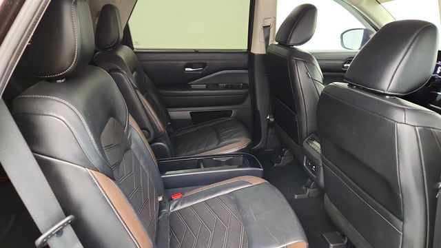 2022 Nissan Pathfinder Platinum 4WD w/ Panoramic Moonroof & Bose Premium Audio - 22994759 - 24