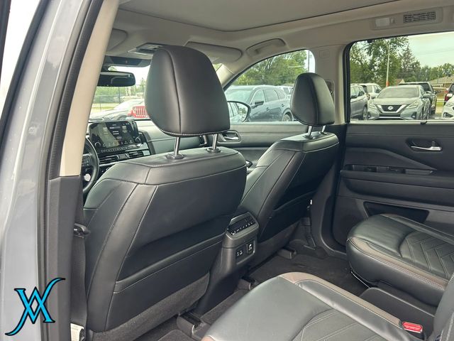 2022 Nissan Pathfinder Platinum Sport Utility 4D - 23083759 - 15