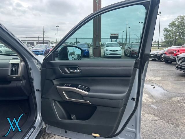 2022 Nissan Pathfinder Platinum Sport Utility 4D - 23083759 - 24