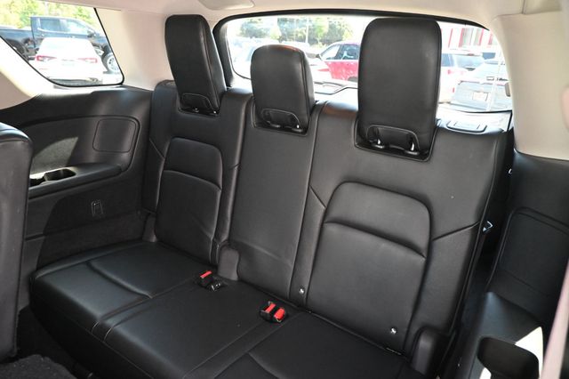 2022 Nissan Pathfinder SL - 23046308 - 17