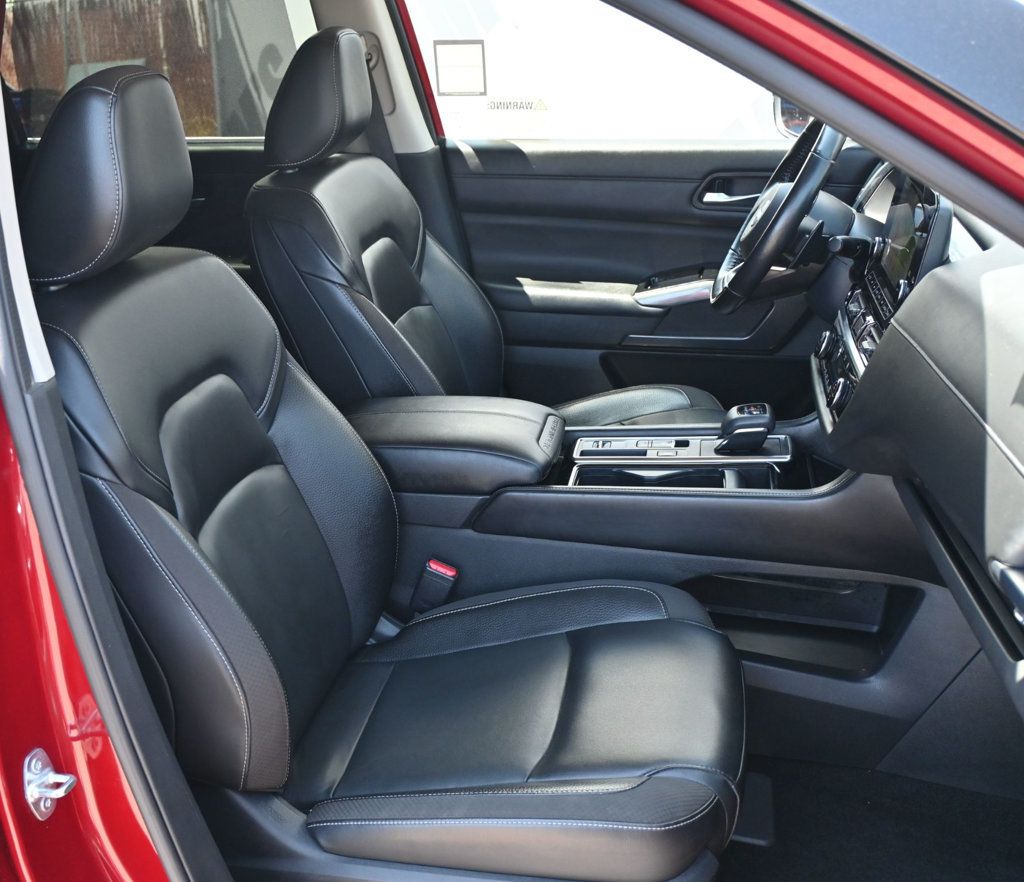 Nissan Pathfinder photo 19