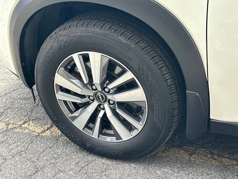 2022 Nissan Pathfinder SL 2WD - 22957295 - 11