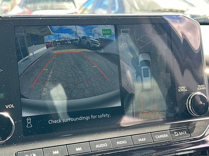 2022 Nissan Pathfinder SL 2WD - 22957295 - 16