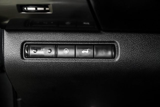 2022 Nissan Pathfinder SL 2WD - 22928850 - 38