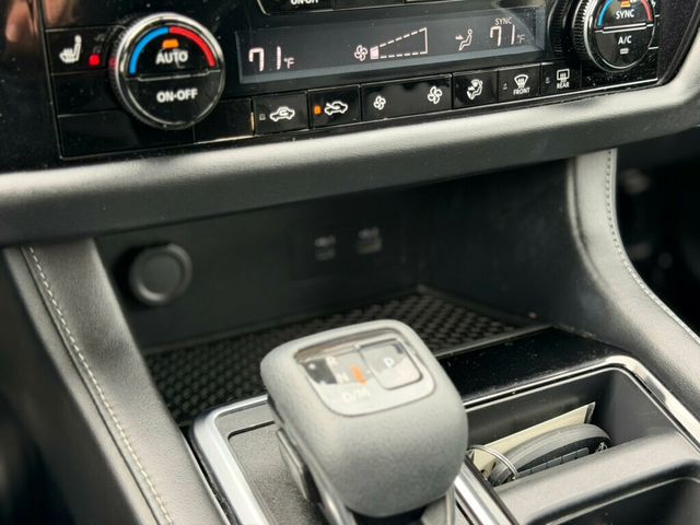 2022 Nissan Pathfinder SL 4WD - 23013998 - 31