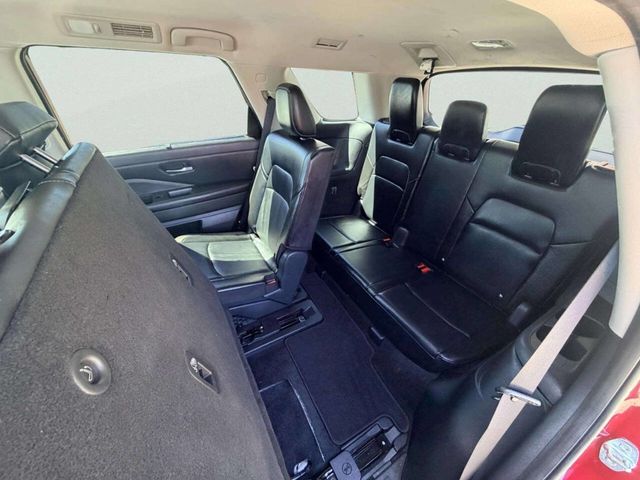 2022 Nissan Pathfinder SL 4WD - 23025733 - 24