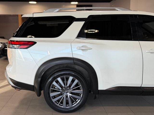 2022 Nissan Pathfinder SL 4WD - 22992314 - 16