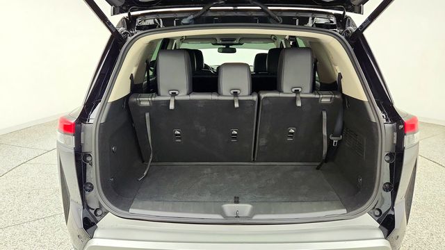 2022 Nissan Pathfinder SL 4WD - 23092737 - 22