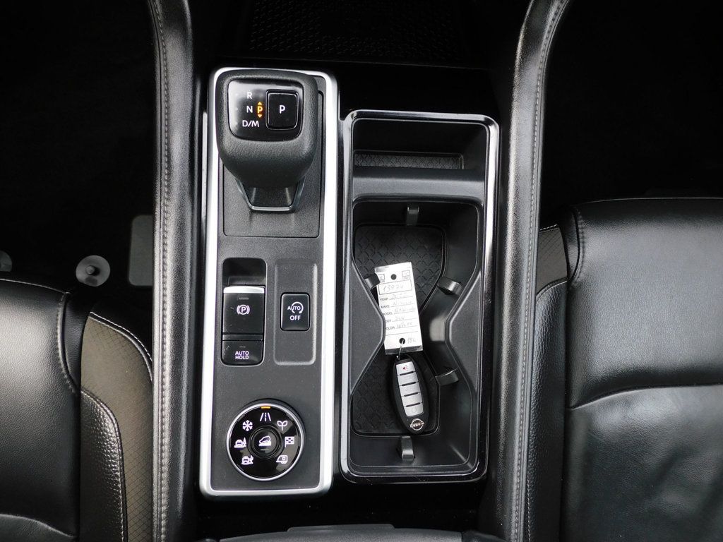 2022 Nissan Pathfinder SL Premium 4WD - 22396769 - 28