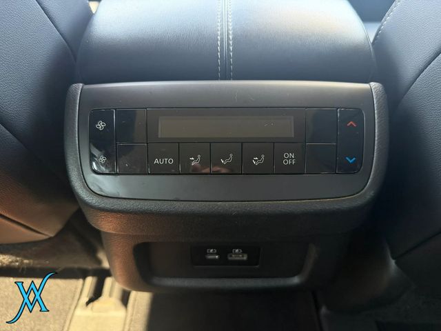 2022 Nissan Pathfinder SL Sport Utility 4D - 23066377 - 28