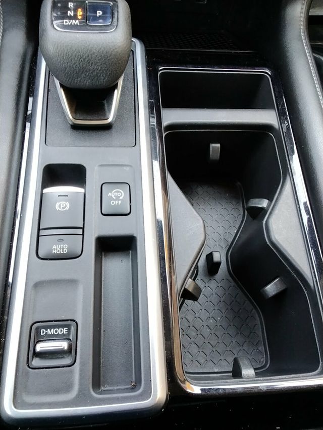 2022 Nissan Pathfinder SV 2WD - 23048573 - 25