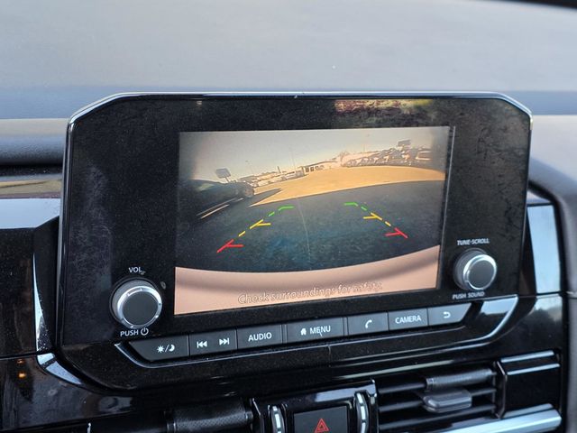 2022 Nissan Pathfinder SV 2WD - 22982571 - 13