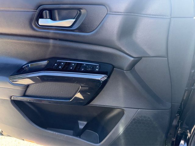 2022 Nissan Pathfinder SV 2WD - 23065548 - 16