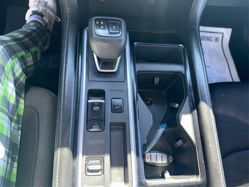 Nissan Pathfinder photo 18