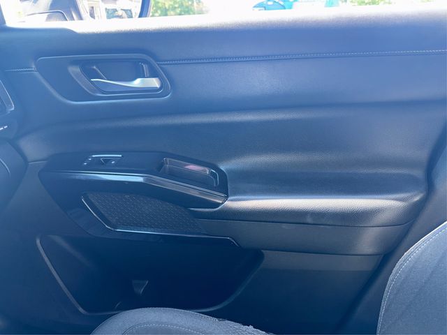 2022 Nissan Pathfinder SV 2WD - 23065548 - 18