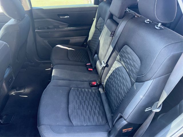 2022 Nissan Pathfinder SV 2WD - 23065548 - 33