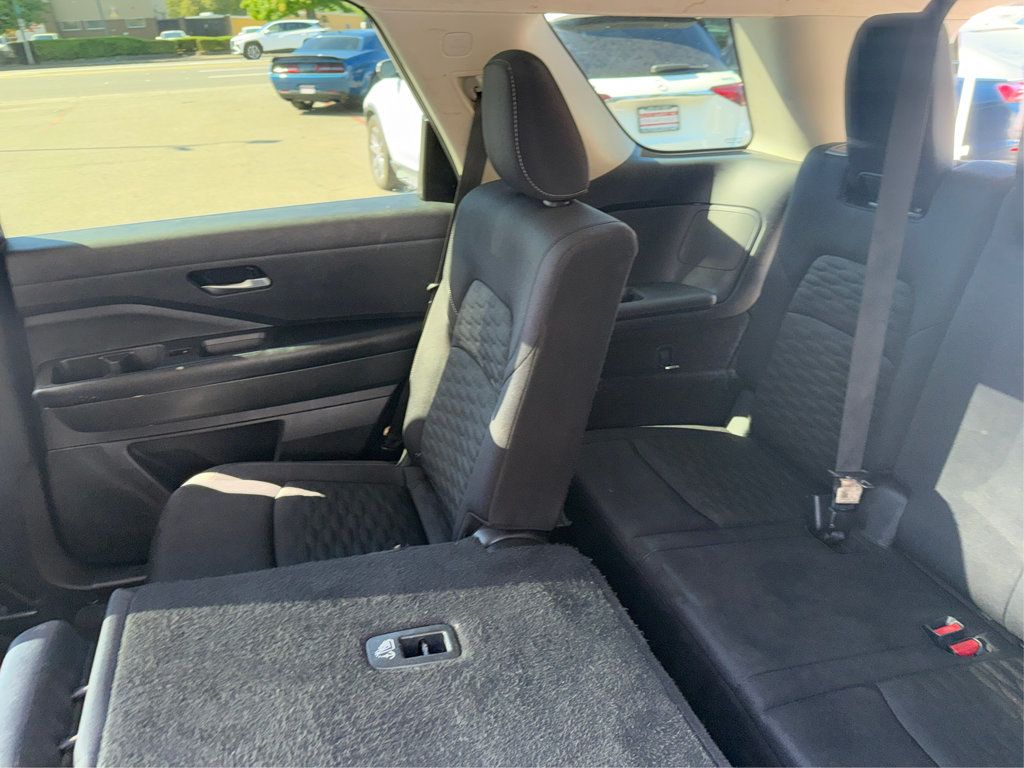 Nissan Pathfinder photo 36