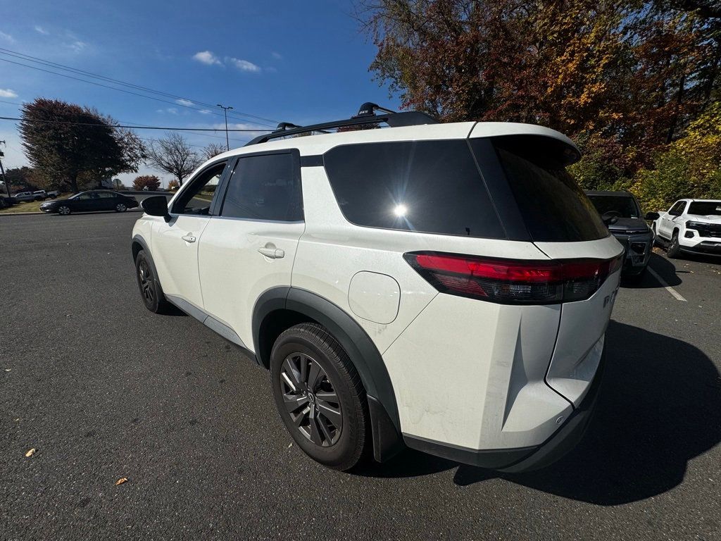 2022 Nissan Pathfinder SV 4WD - 22937736 - 2