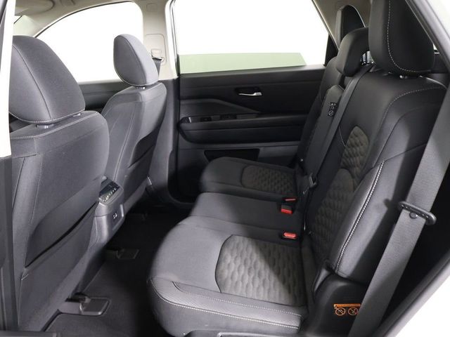 2022 Nissan Pathfinder SV 4WD - 23045738 - 32