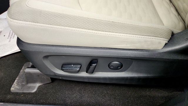 2022 Nissan Pathfinder SV 4WD - 23021563 - 10