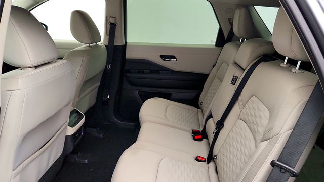 2022 Nissan Pathfinder SV 4WD - 23021563 - 19