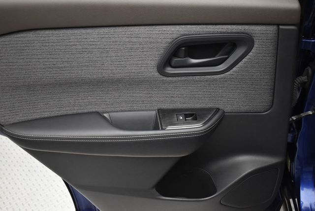 2022 Nissan Rogue AWD S - 22980940 - 27